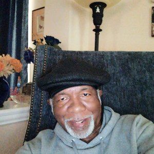 Meet your Posher, Henry